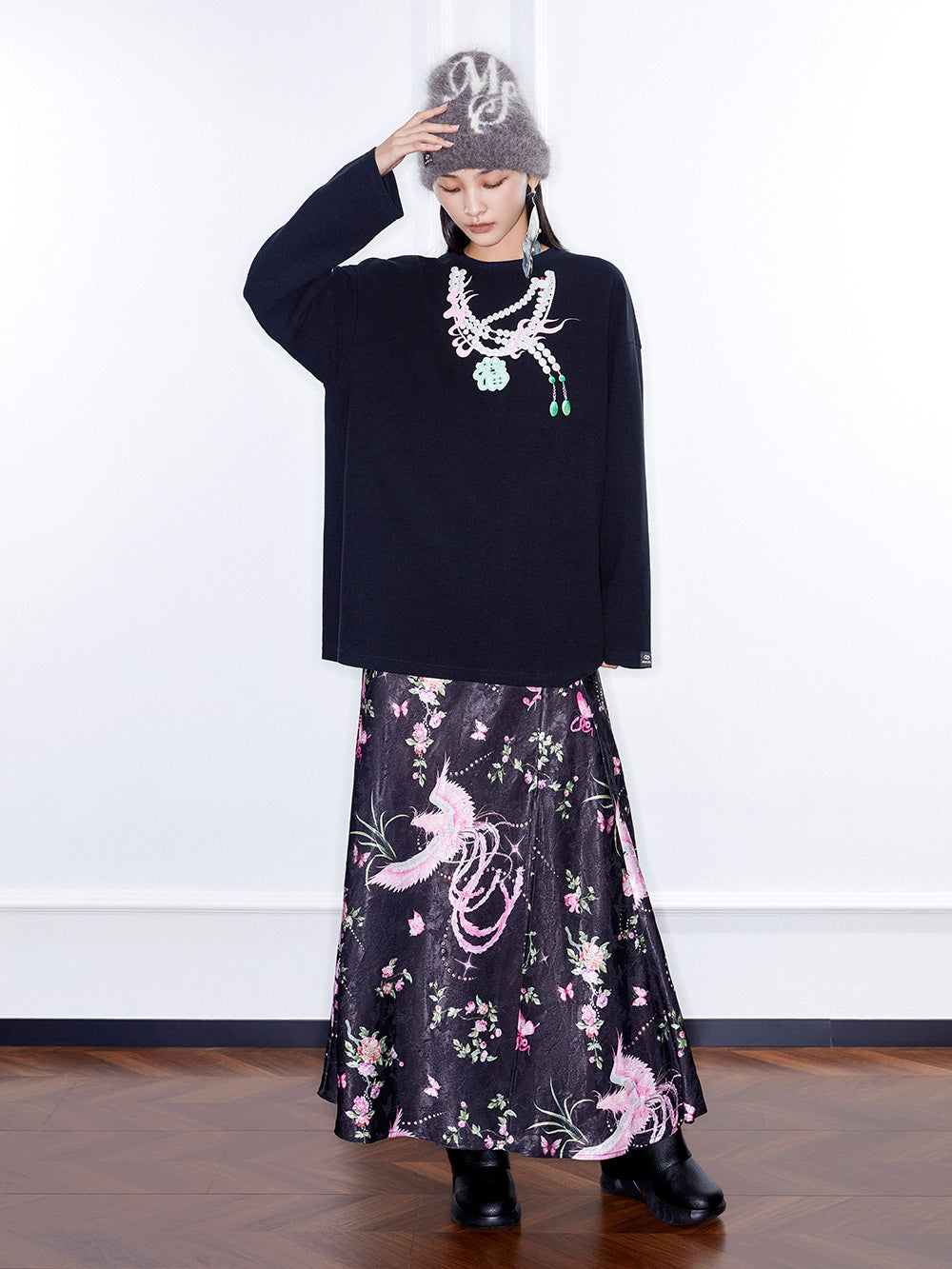 MUKZIN  Linglong  Long - sleeve Sweatshirt