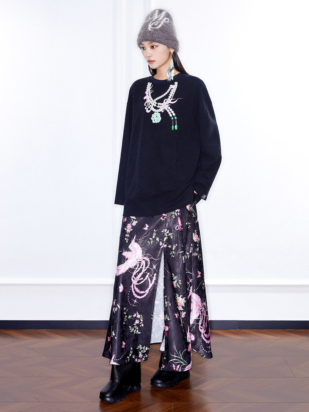 MUKZIN  Linglong  Long - sleeve Sweatshirt